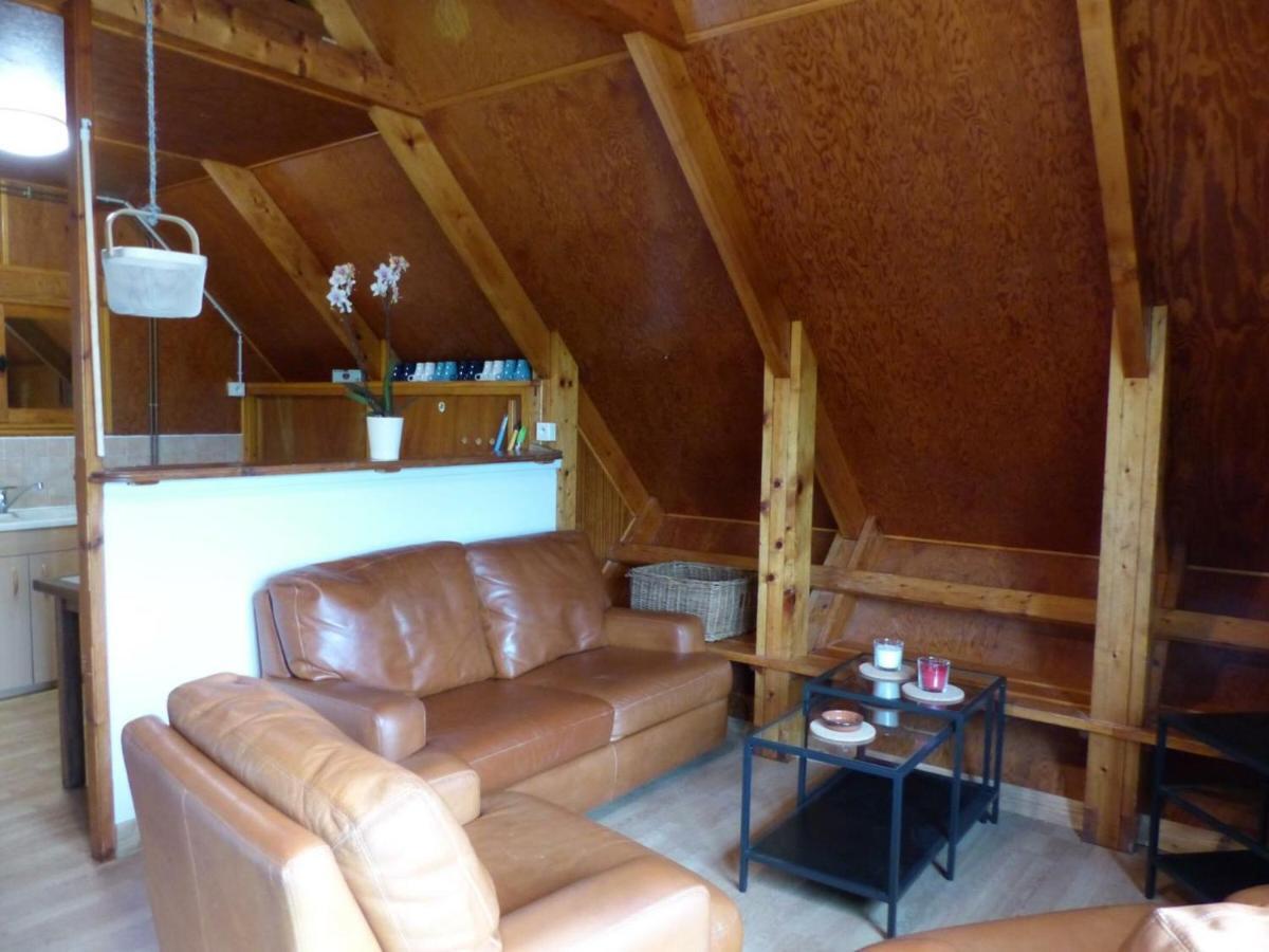 Chalet Familial Pres De Vichy, Terrasse, Animaux Acceptes - Fr-1-489-274 Le Vernet  エクステリア 写真
